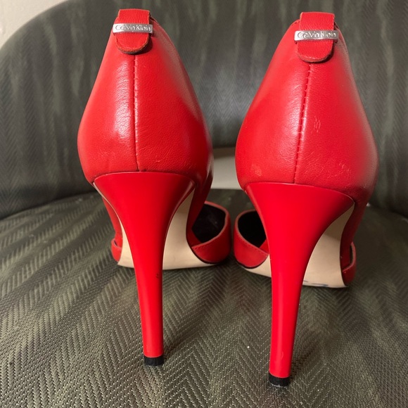 Calvin Klein Sebrina pump - Picture 2 of 7